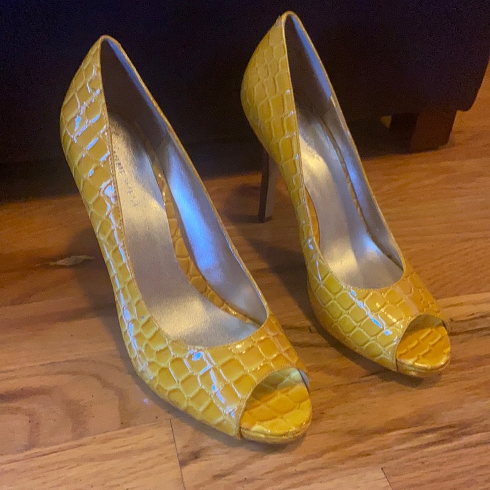 Yellow Open toe Pumps